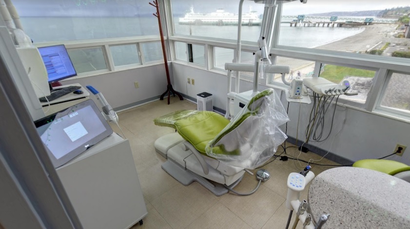 Read more about the article Edmonds Bay Dental